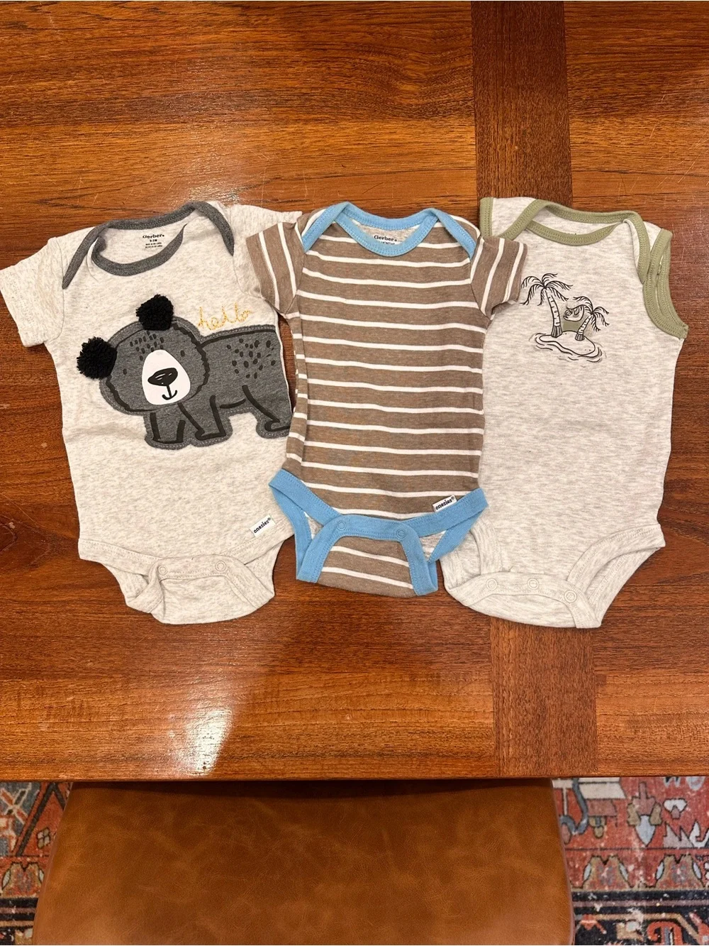 New/EUC Bundle of Baby Boys Onesies, 0-3 Months, Set of 7